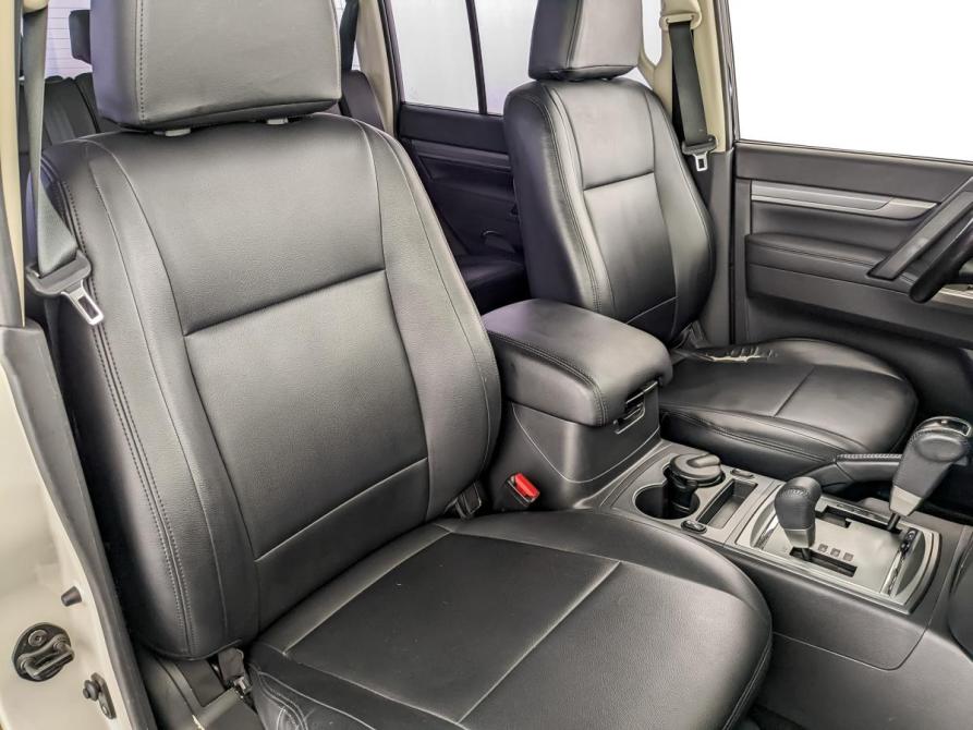 Mitsubishi Pajero IV Рестайлинг 2 Москва  - изображение 24