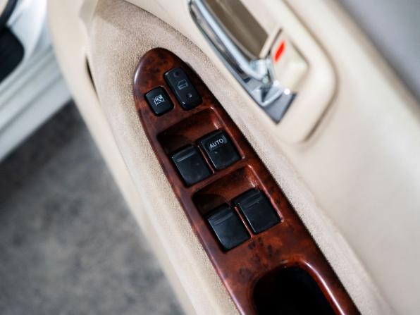 Toyota Vista V (V50) Рестайлинг с пробегом 2002 года, цена 579 500 рублей, 299999 км, седан, Автокод Объявления