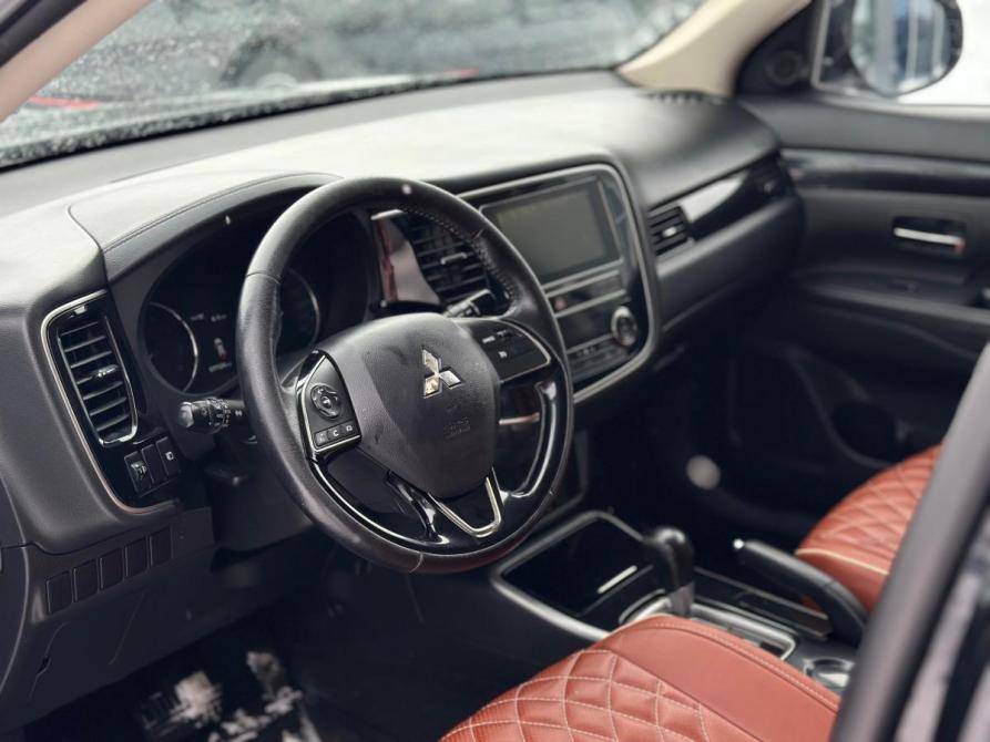 Mitsubishi Outlander III Рестайлинг 3 Вологда  - изображение 9