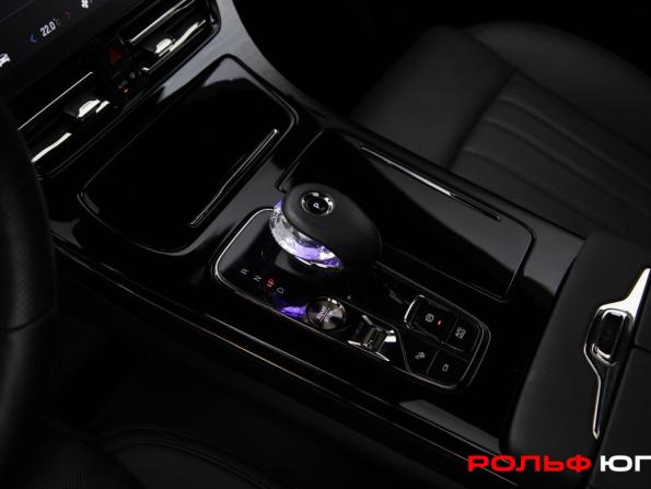 GAC M8 с пробегом 2024 года, цена 4 178 000 рублей, 39662 км, минивэн, Автокод Объявления