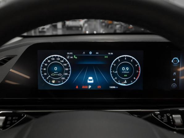 Omoda C5 I с пробегом 2023 года, цена 1 990 000 рублей, 13247 км, внедорожник, Автокод Объявления