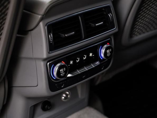 Audi Q7 II (4M) с пробегом 2019 года, цена 4 099 000 рублей, 201324 км, внедорожник, Автокод Объявления