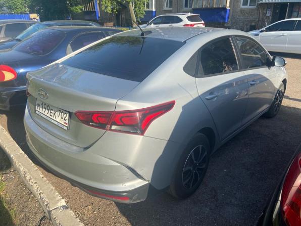 Hyundai Solaris II Рестайлинг с пробегом 2021 года, цена 1 690 000 рублей, 65502 км, седан, Автокод Объявления