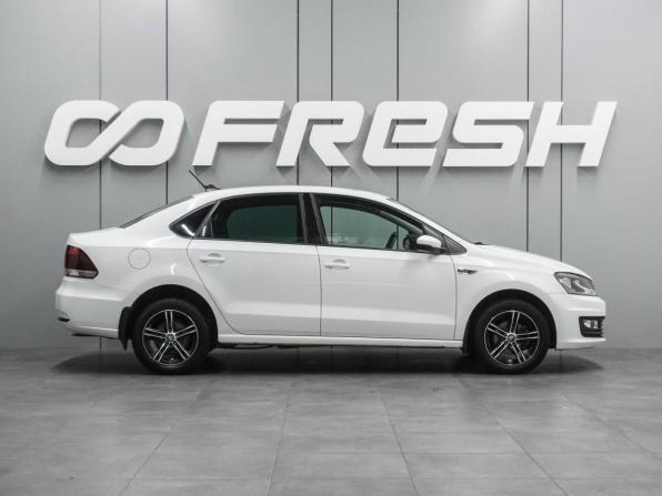 Volkswagen Polo V Рестайлинг с пробегом 2020 года, цена 1 455 000 рублей, 60118 км, седан, Автокод Объявления