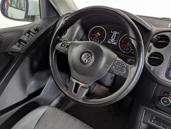 Volkswagen Tiguan I Рестайлинг с пробегом 2014 года, цена 1 299 900 рублей, 317000 км, внедорожник, Автокод Объявления