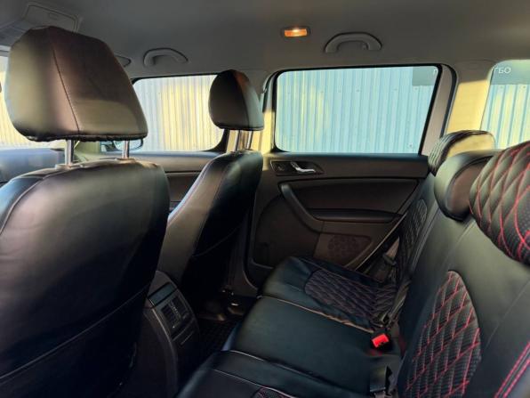 Skoda Yeti I Рестайлинг с пробегом 2014 года, цена 1 055 000 рублей, 237000 км, внедорожник, Автокод Объявления