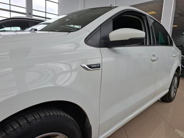 Volkswagen Polo V Рестайлинг с пробегом 2019 года, цена 1 245 000 рублей, 112936 км, седан, Автокод Объявления