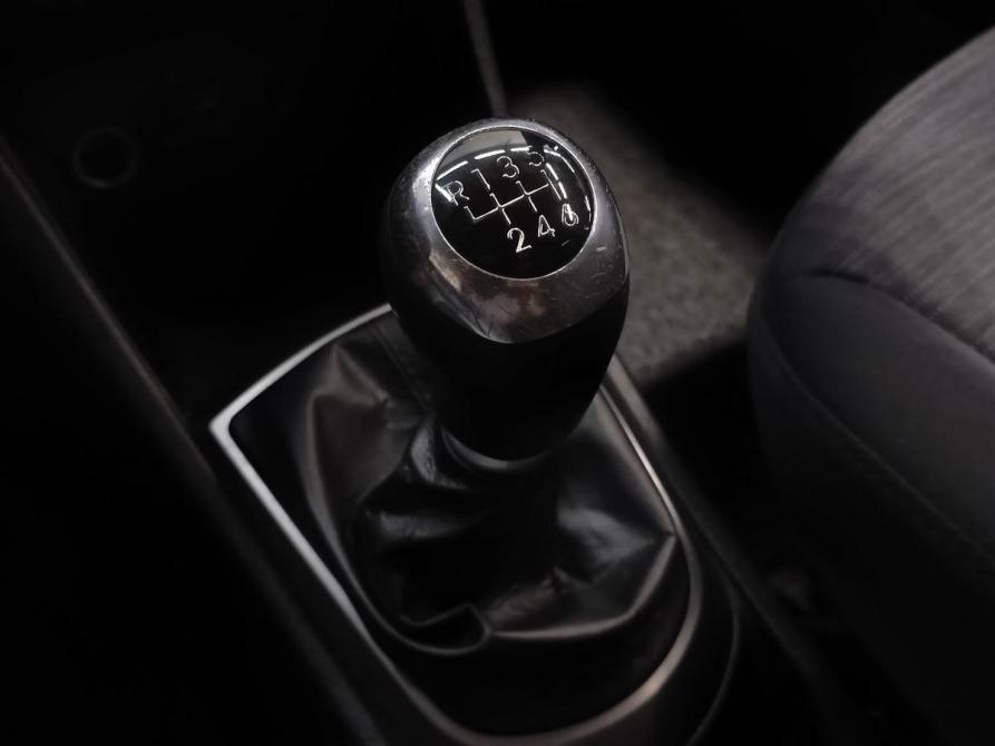 Hyundai Solaris I Рестайлинг Санкт-Петербург  - изображение 13