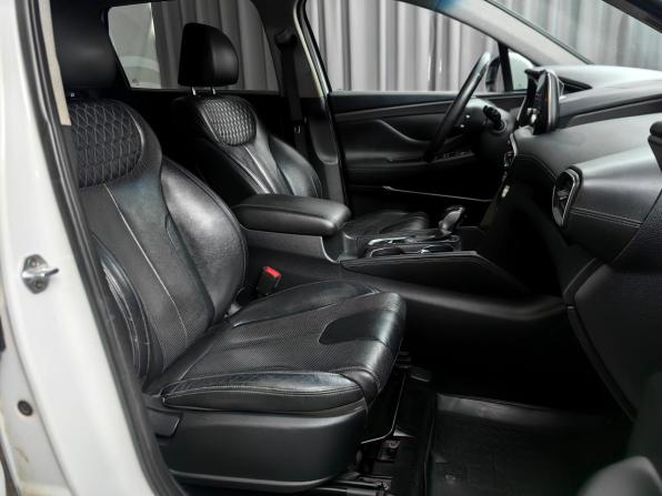 Hyundai Santa Fe IV с пробегом 2018 года, цена 2 475 000 рублей, 187000 км, внедорожник, Автокод Объявления
