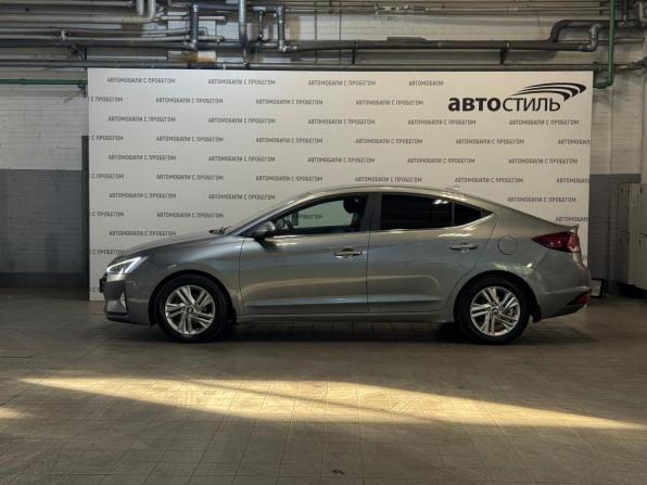 Hyundai Elantra VI (AD) Рестайлинг с пробегом 2019 года, цена 1 349 000 рублей, 242000 км, седан, Автокод Объявления