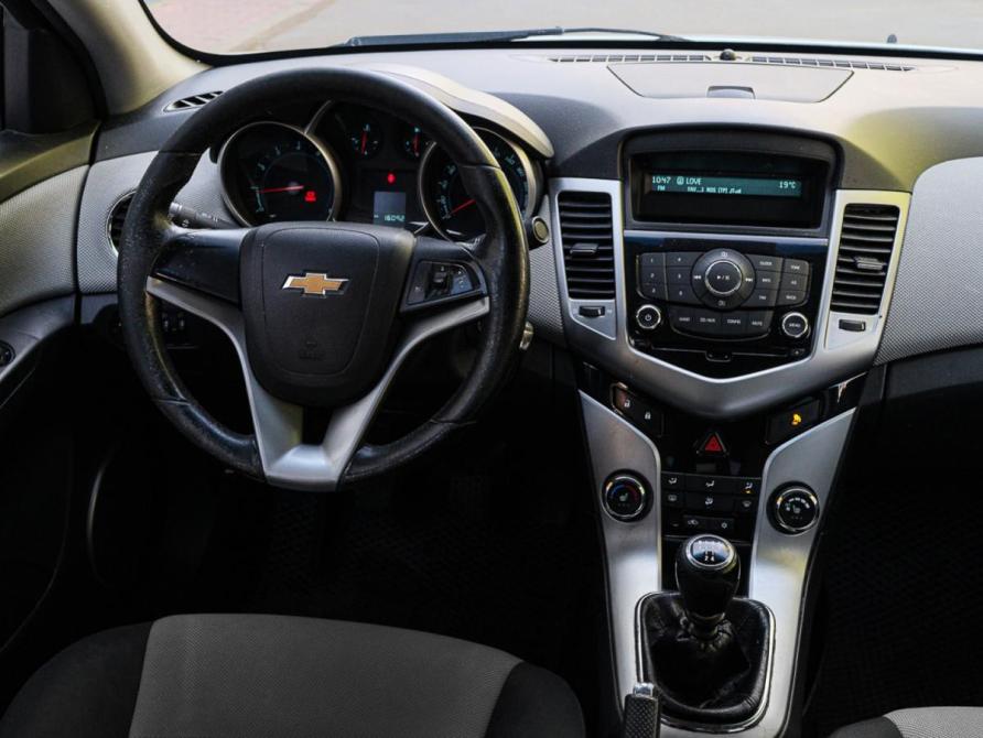 Chevrolet Cruze I Рестайлинг Москва  - изображение 10
