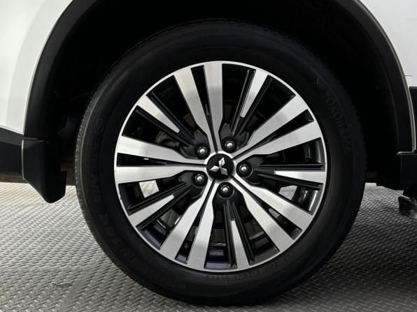 Mitsubishi Outlander III Рестайлинг 3 с пробегом 2019 года, цена 2 400 000 рублей, 105500 км, внедорожник, Автокод Объявления