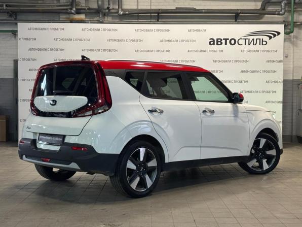 Kia Soul III с пробегом 2021 года, цена 1 699 000 рублей, 165000 км, хэтчбек, Автокод Объявления
