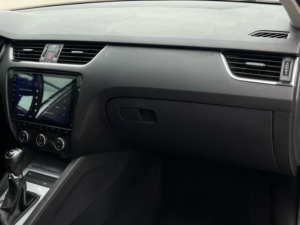 Skoda Octavia III (A7) с пробегом 2016 года, цена 1 250 000 рублей, 206350 км, лифтбек, Автокод Объявления