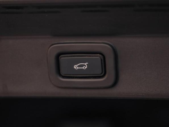 Land Rover Range Rover Sport III с пробегом 2022 года, цена 12 590 000 рублей, 49075 км, внедорожник, Автокод Объявления
