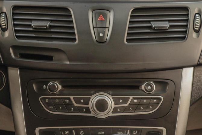 Renault Latitude I с пробегом 2013 года, цена 779 000 рублей, 233000 км, седан, Автокод Объявления