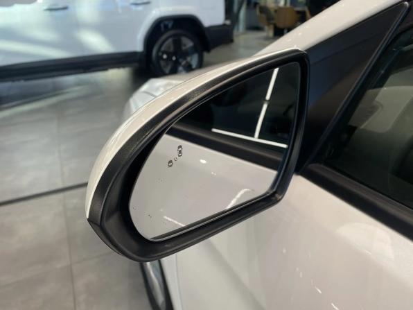 Hyundai Elantra VI (AD) Рестайлинг с пробегом 2019 года, цена 1 299 000 рублей, 123500 км, седан, Автокод Объявления