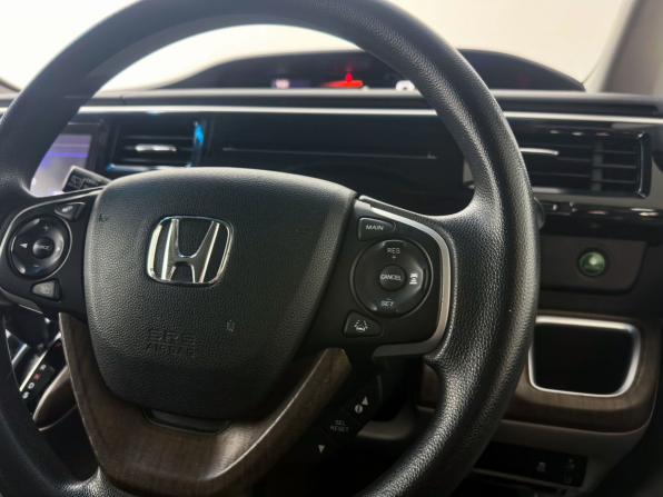 Honda Stepwgn V Рестайлинг с пробегом 2020 года, цена 2 250 000 рублей, 79000 км, минивэн, Автокод Объявления