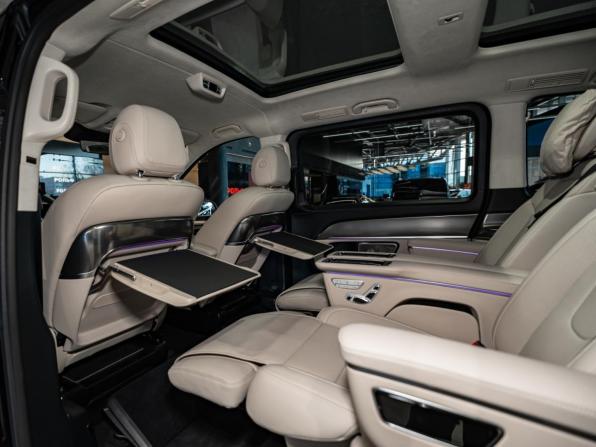 Mercedes-Benz V-Класс III (W447) Рестайлинг 2 с пробегом 2024 года, цена 14 317 000 рублей, 100 км, минивэн, Автокод Объявления