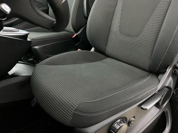 Mercedes-Benz V-Класс III (W447) Рестайлинг с пробегом 2021 года, цена 6 450 000 рублей, 79430 км, минивэн, Автокод Объявления