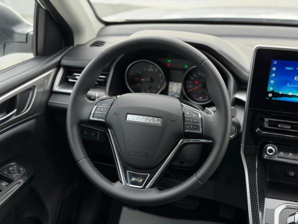 Haval M6 II с пробегом 2025 года, цена 2 150 000 рублей, 1448 км, внедорожник, Автокод Объявления