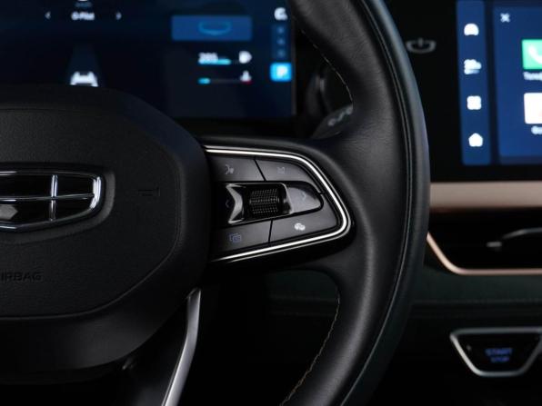 Geely Monjaro I с пробегом 2023 года, цена 3 149 444 рубля, 47536 км, внедорожник, Автокод Объявления