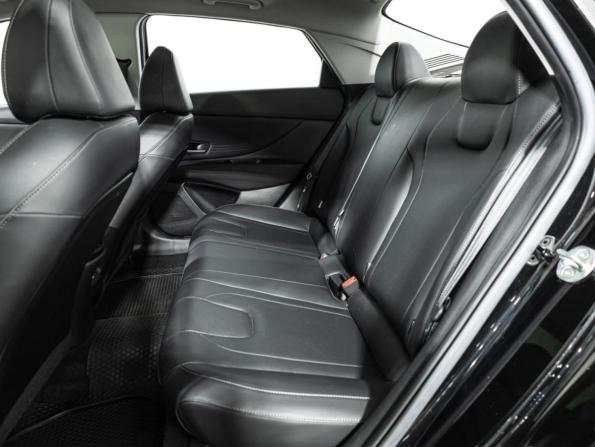 Hyundai Elantra VII (CN7) с пробегом 2021 года, цена 1 985 000 рублей, 48000 км, седан, Автокод Объявления