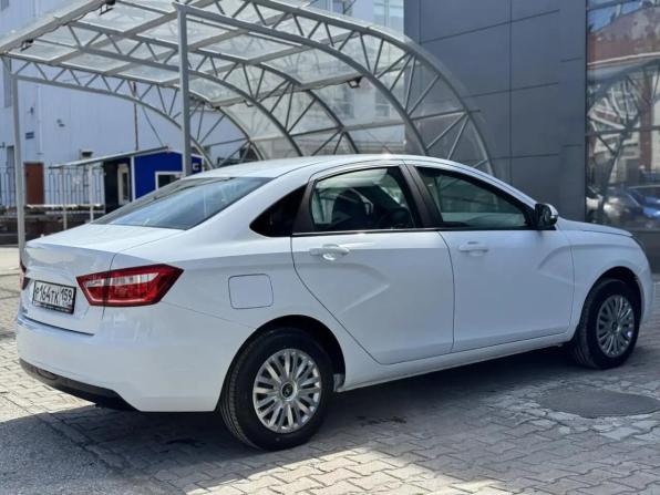 Lada (ВАЗ) Vesta I с пробегом 2020 года, цена 900 000 рублей, 90000 км, седан, Автокод Объявления