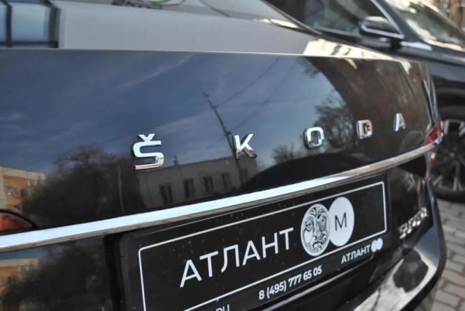 Skoda Superb III Рестайлинг с пробегом 2025 года, цена 3 490 000 рублей, 10 км, лифтбек, Автокод Объявления