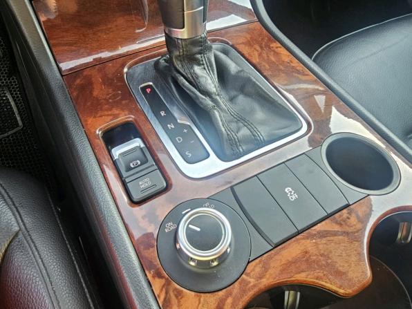 Volkswagen Touareg II с пробегом 2011 года, цена 1 670 000 рублей, 274901 км, внедорожник, Автокод Объявления