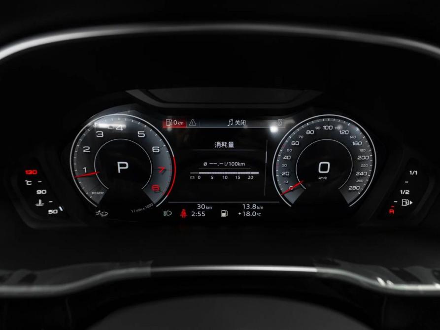 Audi Q3 II (F3) Москва  - изображение 12