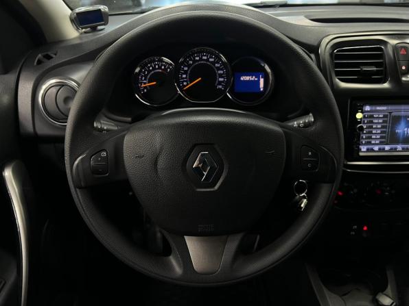 Renault Sandero II Рестайлинг с пробегом 2018 года, цена 1 099 000 рублей, 120000 км, хэтчбек, Автокод Объявления