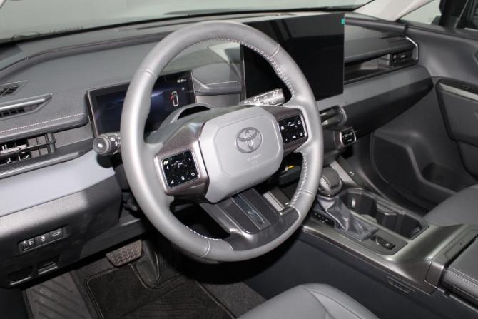 Toyota RAV4 VI (XA60) с пробегом 2026 года, цена 4 950 000 рублей, 25 км, внедорожник, Автокод Объявления