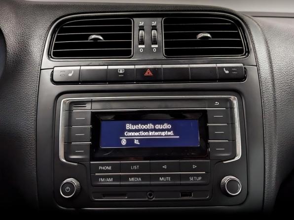 Volkswagen Polo V Рестайлинг с пробегом 2017 года, цена 1 125 000 рублей, 106172 км, седан, Автокод Объявления