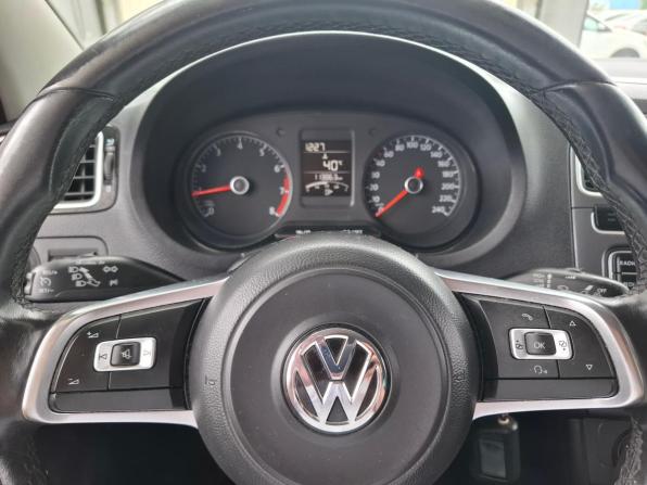 Volkswagen Polo V Рестайлинг с пробегом 2019 года, цена 1 245 000 рублей, 112936 км, седан, Автокод Объявления