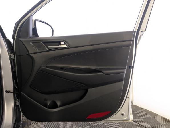 Hyundai Tucson III с пробегом 2018 года, цена 2 100 000 рублей, 168936 км, внедорожник, Автокод Объявления
