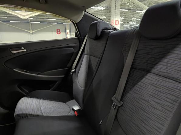 Hyundai Solaris I Рестайлинг с пробегом 2015 года, цена 850 000 рублей, 168114 км, седан, Автокод Объявления