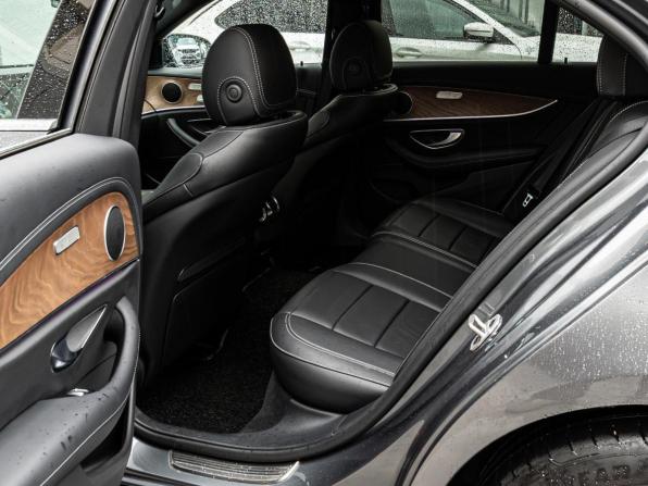 Mercedes-Benz E-Класс V (W213 S213 C238) Рестайлинг с пробегом 2021 года, цена 5 290 000 рублей, 16079 км, седан, Автокод Объявления