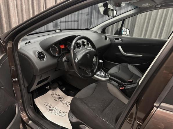 Peugeot 308 I Рестайлинг с пробегом 2012 года, цена 550 000 рублей, 184000 км, хэтчбек, Автокод Объявления