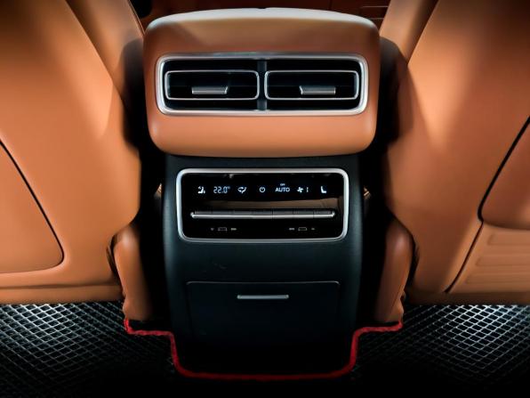 Li Auto (Lixiang) L7 I с пробегом 2023 года, цена 5 550 000 рублей, 57490 км, внедорожник, Автокод Объявления