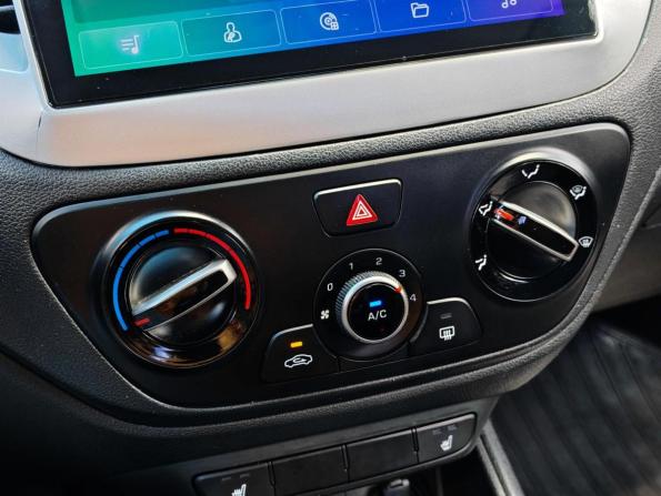 Hyundai Solaris II с пробегом 2019 года, цена 1 315 000 рублей, 170210 км, седан, Автокод Объявления