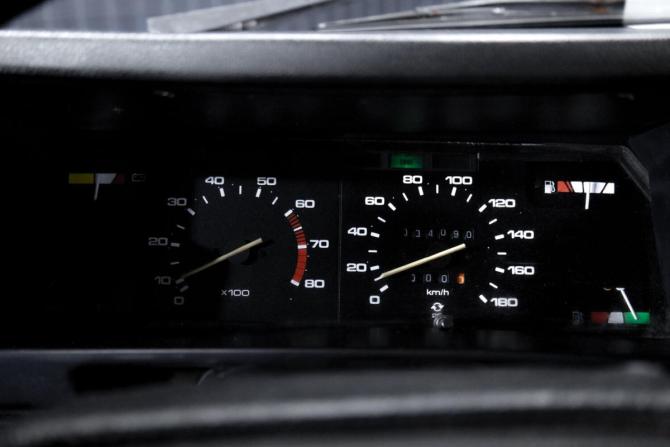 Иж 2126 «Ода» с пробегом 2001 года, цена 199 000 рублей, 34090 км, хэтчбек, Автокод Объявления