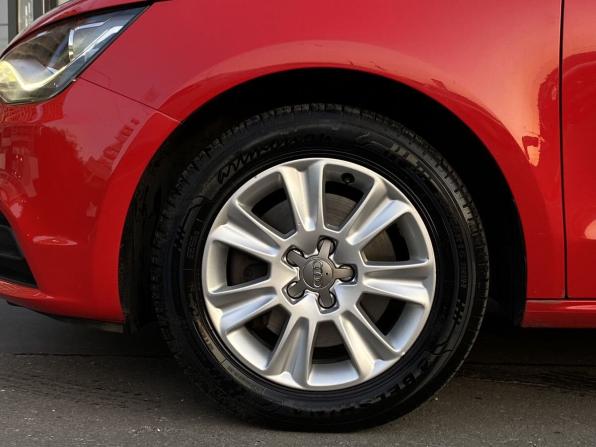 Audi A1 I (8X) с пробегом 2012 года, цена 1 039 000 рублей, 100708 км, хэтчбек, Автокод Объявления