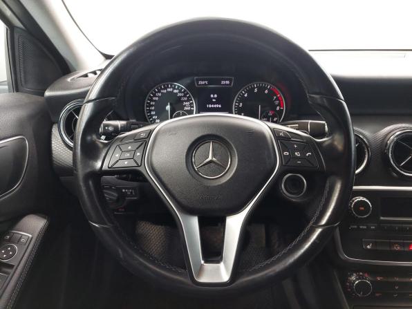 Mercedes-Benz A-Класс III (W176) с пробегом 2013 года, цена 1 235 000 рублей, 104000 км, хэтчбек, Автокод Объявления