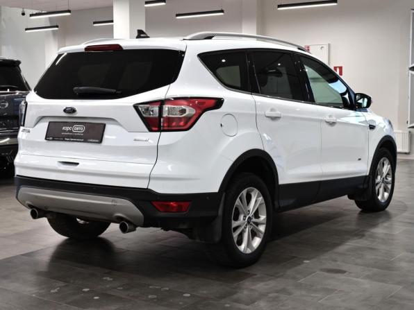 Ford Kuga II Рестайлинг с пробегом 2017 года, цена 1 650 000 рублей, 165864 км, внедорожник, Автокод Объявления