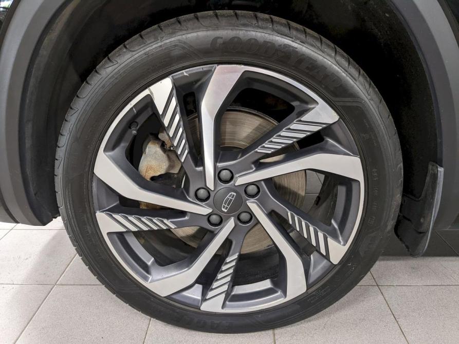Geely Monjaro I Москва  - изображение 18