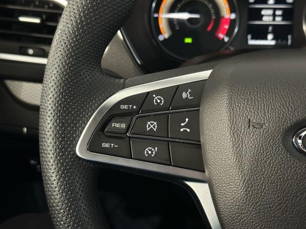 Lada (ВАЗ) Vesta I Рестайлинг (NG) с пробегом 2023 года, цена 1 259 900 рублей, 42000 км, седан, Автокод Объявления