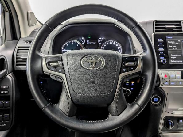 Toyota Land Cruiser Prado 150 Series Рестайлинг 3 с пробегом 2020 года, цена 5 935 000 рублей, 52428 км, внедорожник, Автокод Объявления