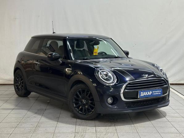 Mini Hatch III (F55/F56) Рестайлинг с пробегом 2020 года, цена 2 120 000 рублей, 85157 км, хэтчбек, Автокод Объявления