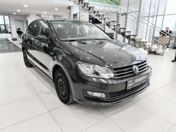 Volkswagen Polo V Рестайлинг с пробегом 2018 года, цена 1 099 000 рублей, 150424 км, седан, Автокод Объявления